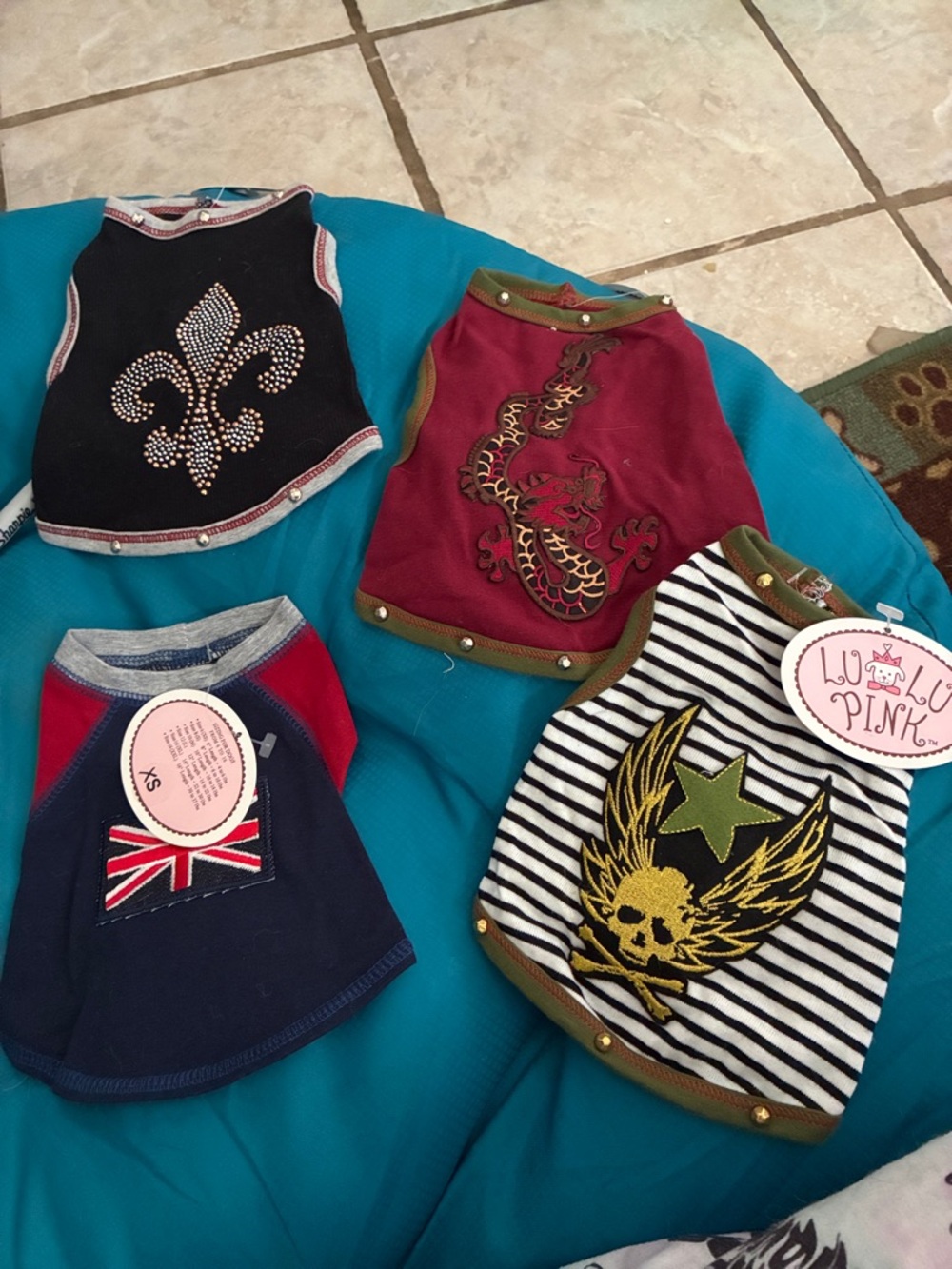 Bundle 15 extra small T-shirts 4 to 6 pounds